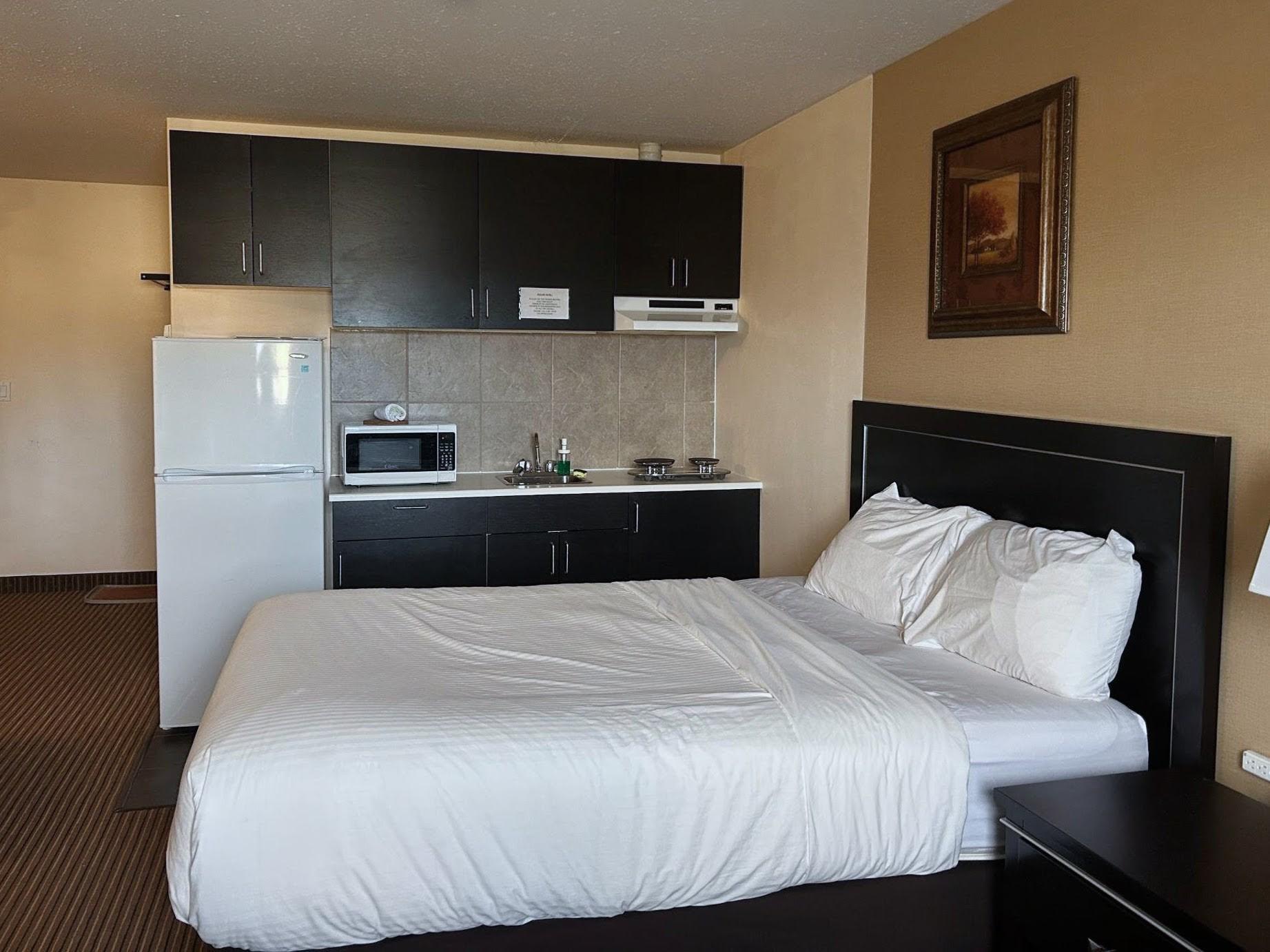 Double Queen Beds with Kitchenettes